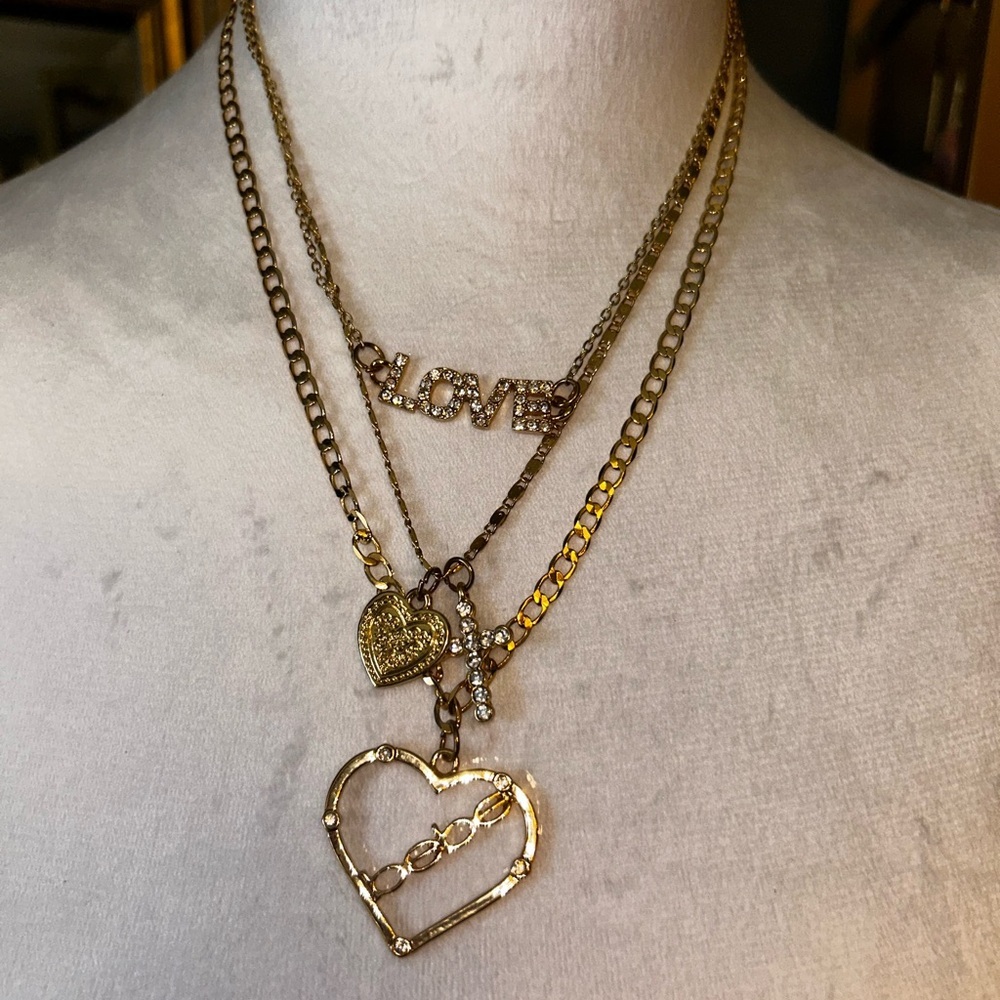 Gold Bebe layered Pendant Necklace Set